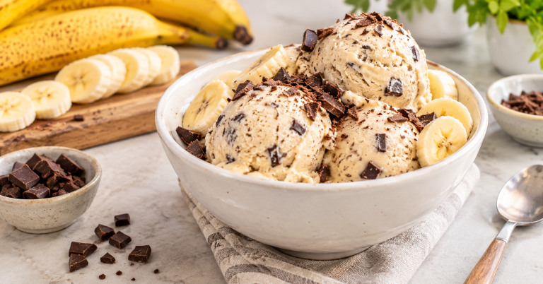 Helado casero de plátano y chocolate: receta fácil sin heladera
